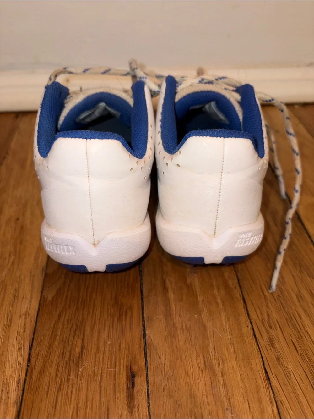 Nike Kids White and Blue Softball cleats